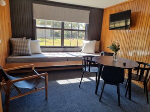 标准房, 1 张特大床, 无烟房, 简易厨房 | 起居区