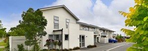 Exterior - Lincoln Motel (Lincoln)