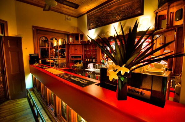 Bar (en la propiedad)