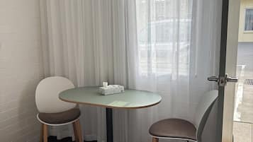 Laptop workspace, free WiFi, bed sheets