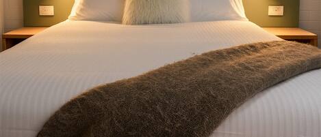 Laptop workspace, free WiFi, bed sheets