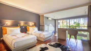 Apartment, 2 Schlafzimmer | 1 Schlafzimmer, Minibar, Zimmersafe, individuell dekoriert