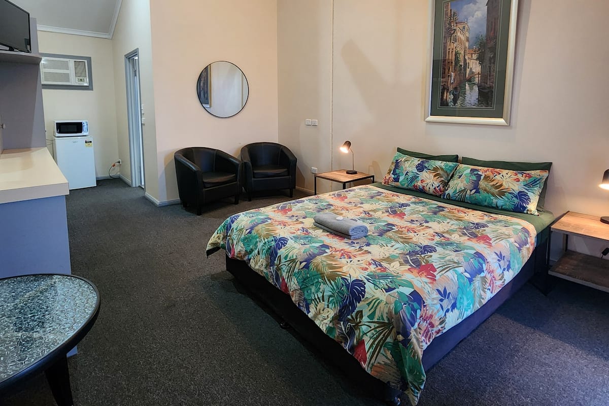 Standard Double Room, Non Smoking (Single)