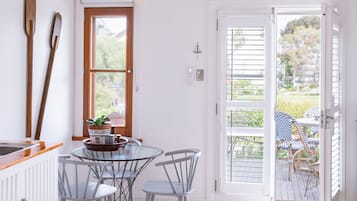 Romantic Apartment, 1 Bedroom, Non Smoking, Kitchenette (Coolum) | Private kitchen | Fridge, microwave, coffee/tea maker, electric kettle