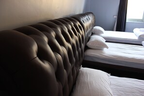 Free WiFi, bed sheets - The Backpackers Imperial Hotel - Hostel (Hobart)