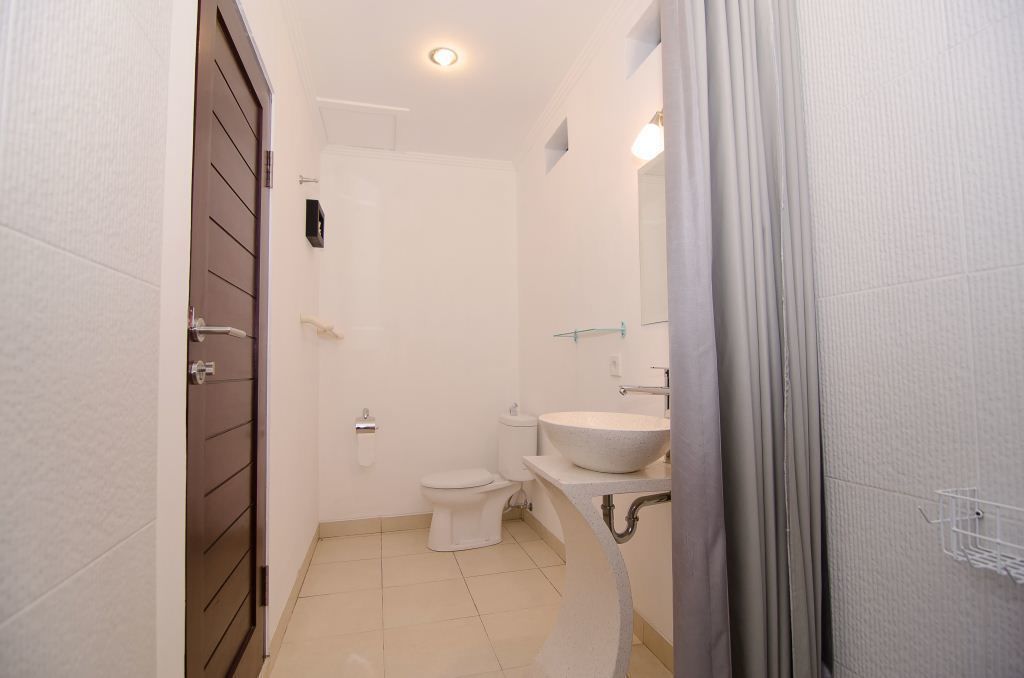 individually furnished, free wifi, bed sheets