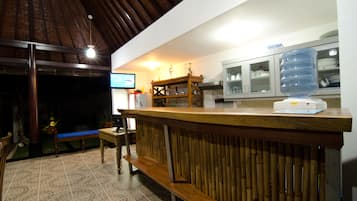 Habitación básica, 2 camas individuales | Vista frontal de la propiedad