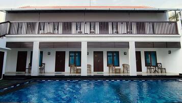 Basic-Zimmer, 2 Einzelbetten | Individuell eingerichtet, kostenloses WLAN, Bettwäsche