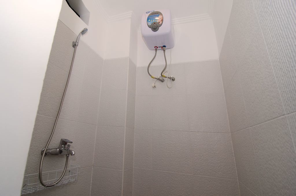 basic room, 2 single beds | individually furnished, free wifi, bed sheets