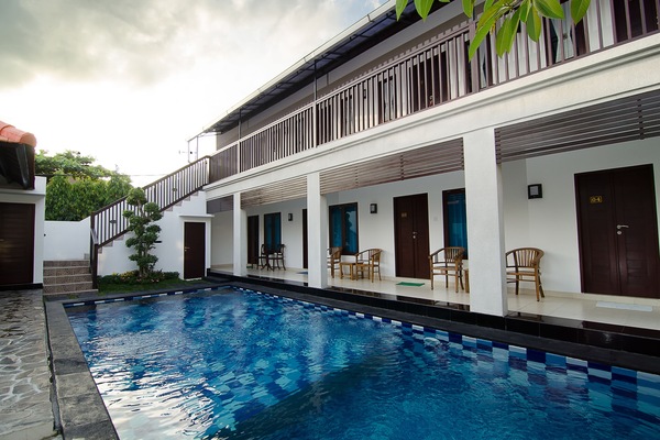Basic Room, 2 Single Beds | Pool | Outdoor pool