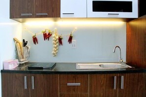 Private kitchenette - Homelike Apartment (Da Nang)