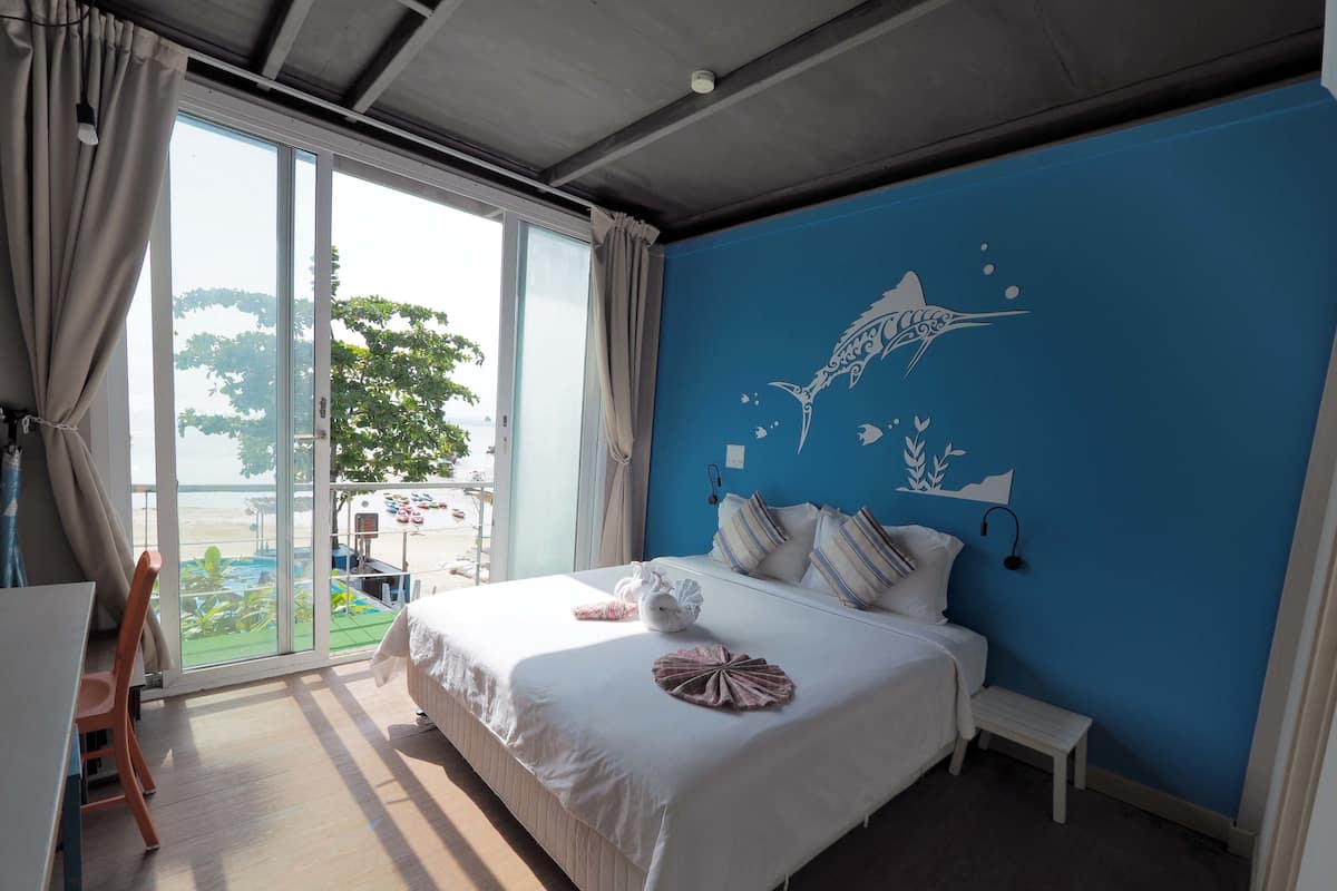 1 bedroom, minibar, in-room safe, desk