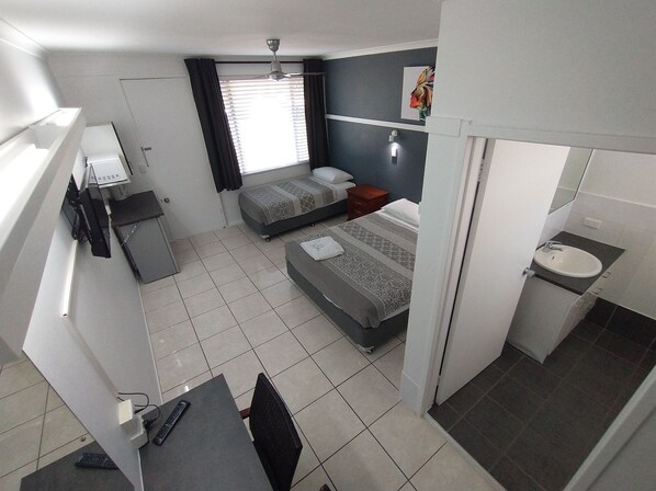 Standard Twin | Living area