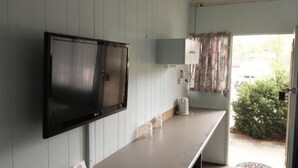 Iron/ironing board (on request), WiFi (free) - Melrose Motel (Mittagong)