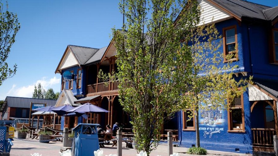 The Blue Pub