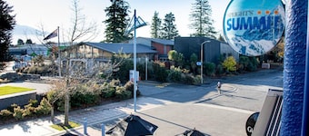 The Blue Pub
