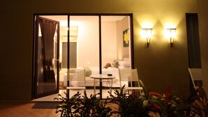 1 Schlafzimmer, Minibar, Schreibtisch, Verdunkelungsvorhänge