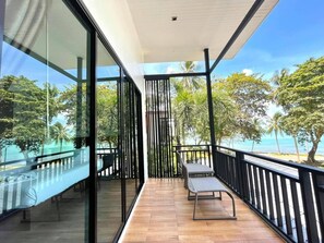 Property grounds - Prasarnsook Villa Beach Resort (Sichon)