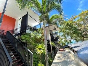 Property grounds - Prasarnsook Villa Beach Resort (Sichon)