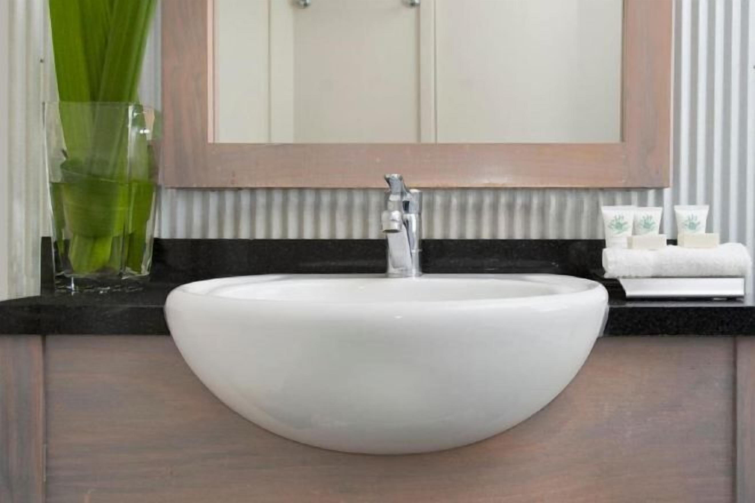 Free toiletries, hair dryer, towels