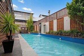 Outdoor pool - The Butter Factory Byron Bay (Byron Bay)
