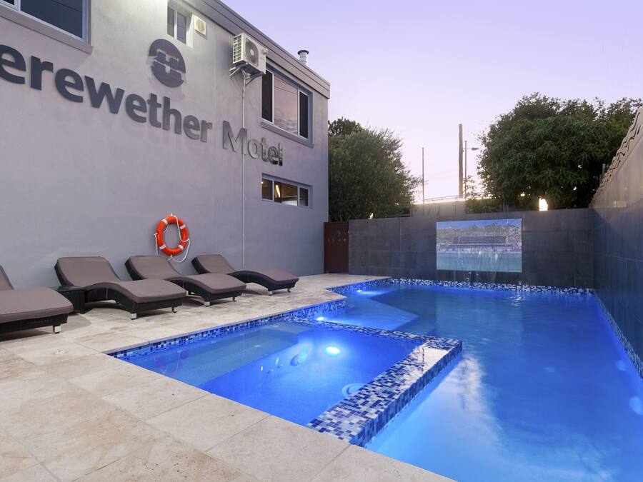 Outdoor pool, open 7:00 AM to 8:00 PM, sun loungers