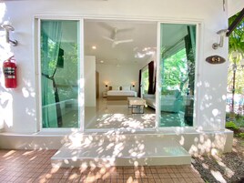 In-room safe, desk, cots/infant beds, free WiFi