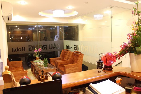 Food court - Cau Rong Hotel Danang (Da Nang)