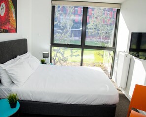 Double Room, 1 Double Bed | Desk, blackout drapes, free WiFi, bed sheets