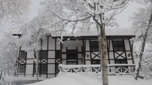Exterior - Chalet Myoko (Myoko)
