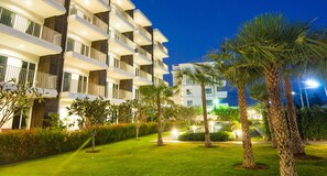 Garden - The Sea Condominium (Sam Roi Yot)