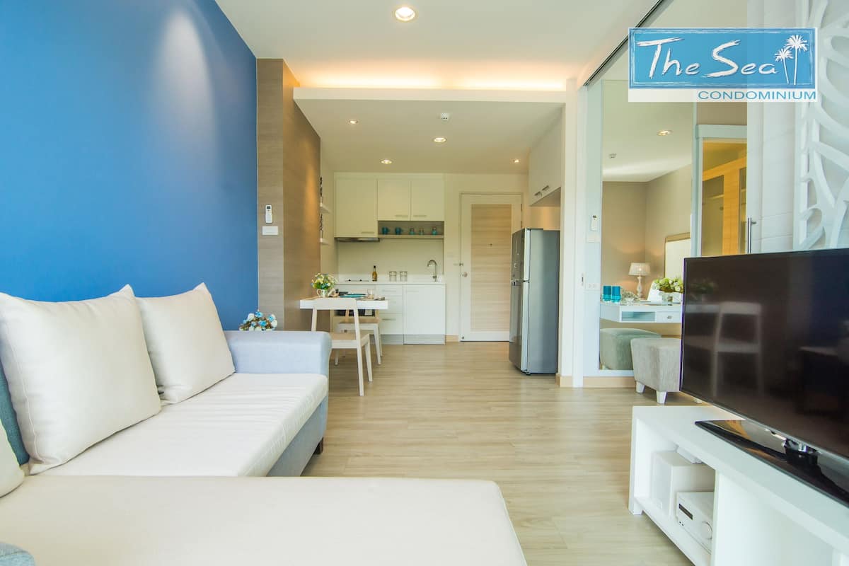 Standard Room, 1 Bedroom, Non Smoking, Microwave | Kalis bunyi, katil bayi/kot (surcaj), Wi-fi