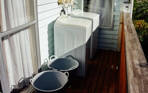 Laundry room - Bluemoon Lodge - Hostel (Havelock)