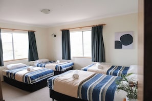 Apartment, 3 Bedrooms | Free WiFi, bed sheets - JE Resort (Avonside)