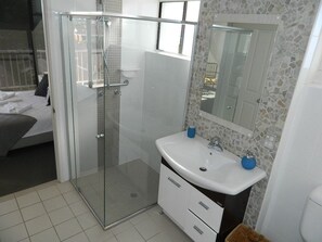 Zimmer, 2 Schlafzimmer | Badezimmer