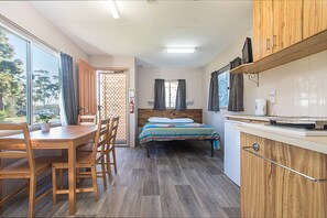 Wi-Fi gratuit, draps fournis