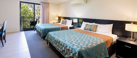 Chambre Standard avec lits jumeaux | Bureau, chambres insonorisées, fer et planche à repasser, Wi-Fi gratuit