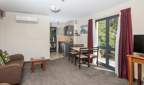 Télévision LED de 32 pouces avec chaînes par satellite, télévision