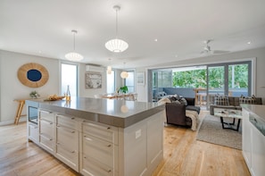 Private kitchen - Jacaranda Noosa (Noosa Heads)