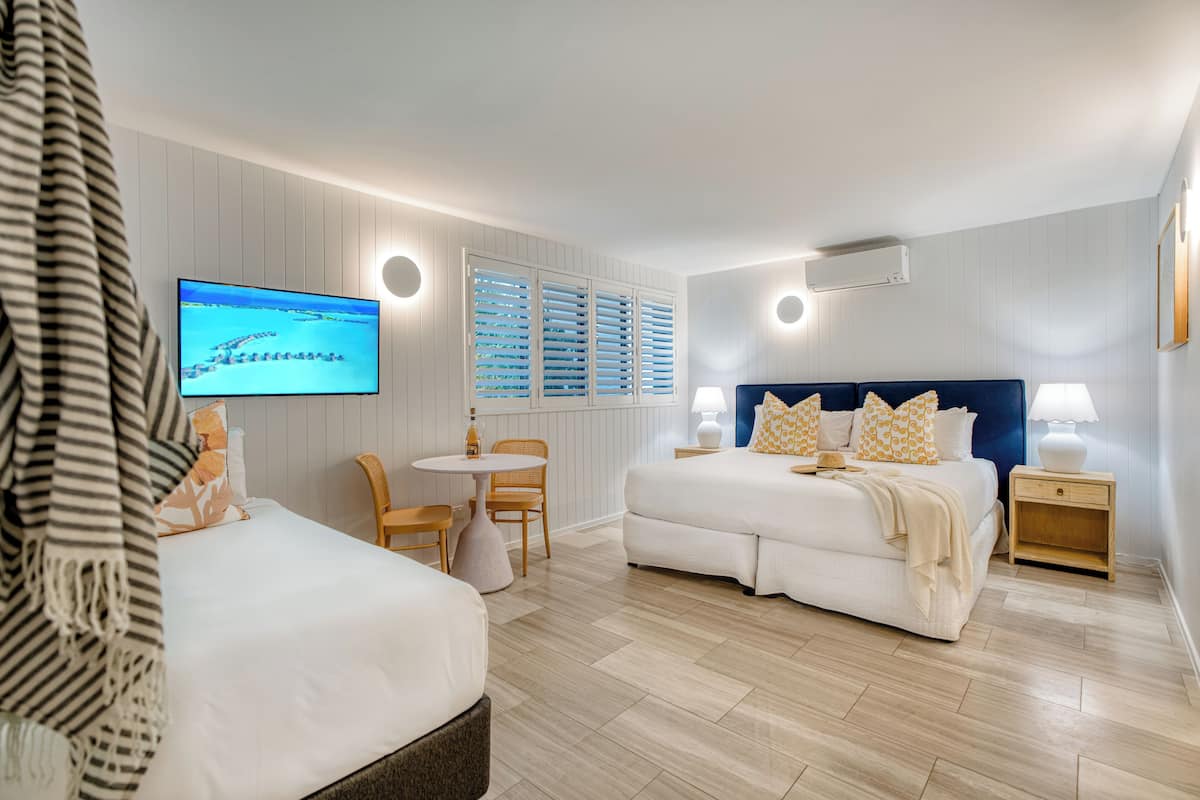 1 bedroom, pillowtop beds, individually decorated