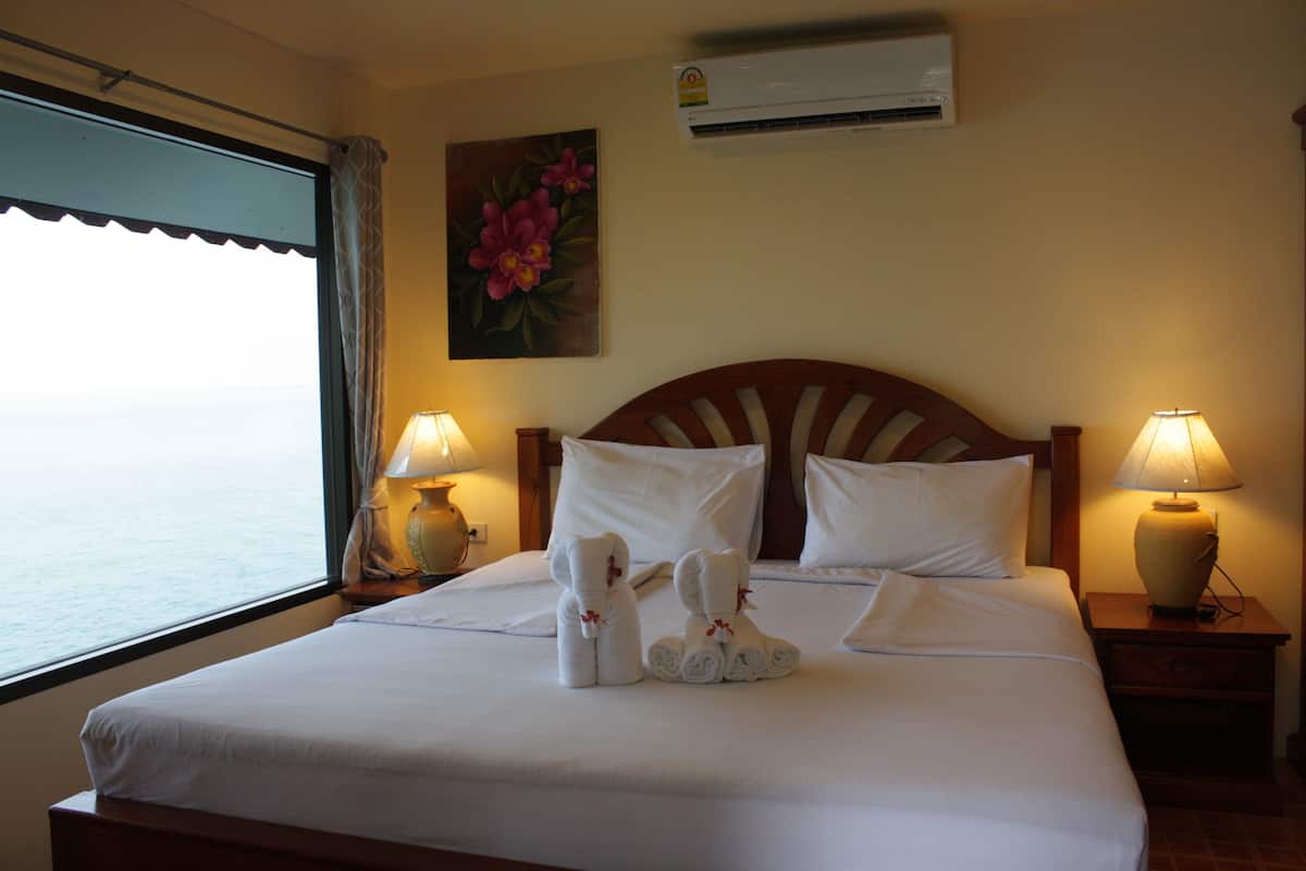 Room, 1 King Bed, Ocean View