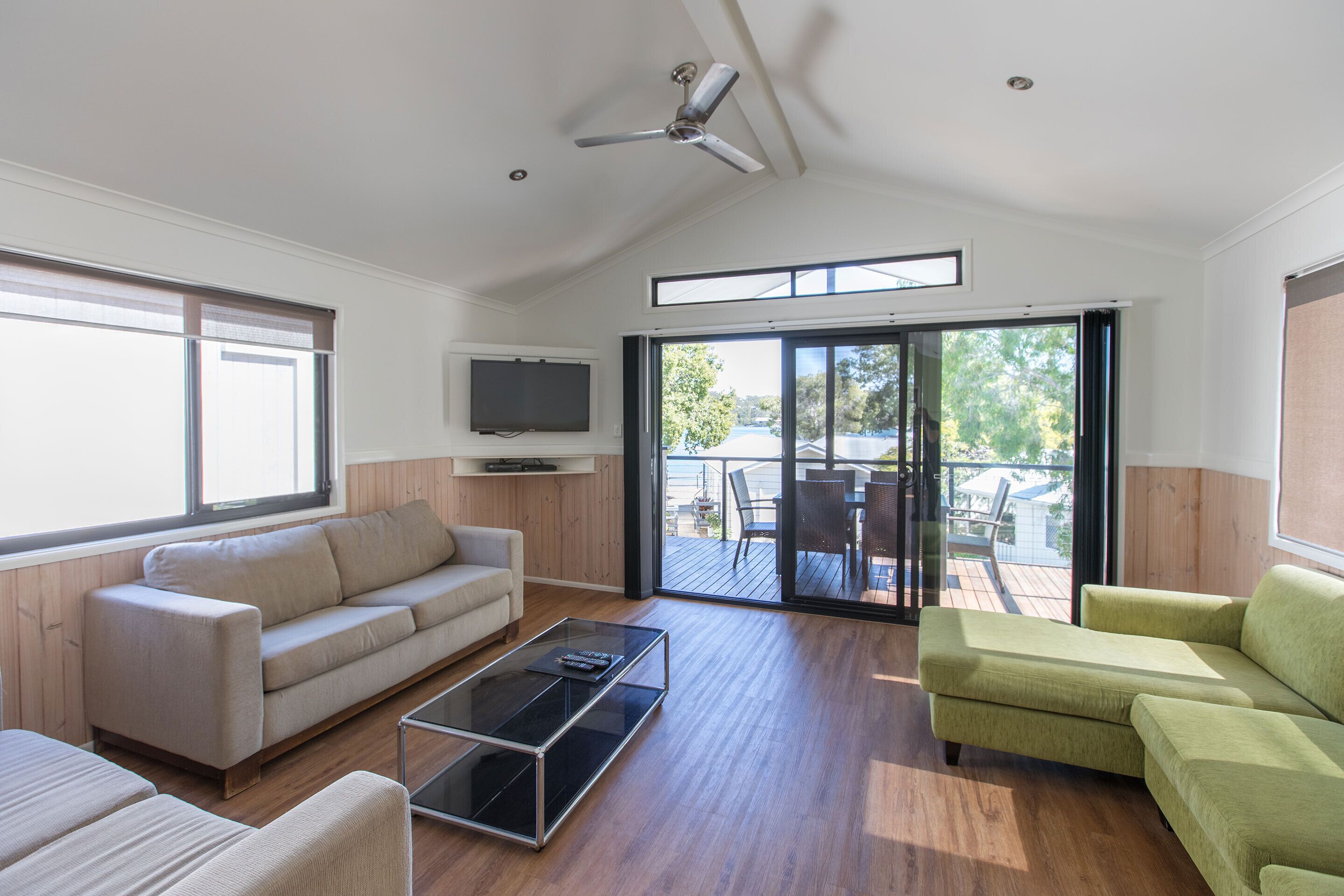 Deluxe Cabin, 2 Bedrooms, Non Smoking, Balcony (2-Storey) | Living area