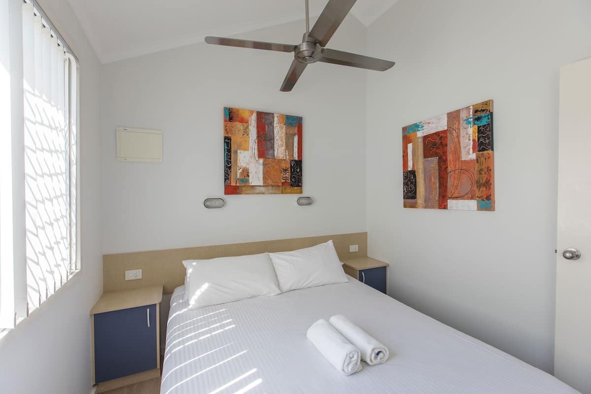 Superior Cabin, 2 Bedrooms, Non Smoking, River View (Waterfront)