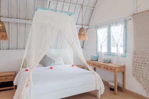 In-room safe, free WiFi, bed sheets - 7SEAS Cottages (Gili Air)