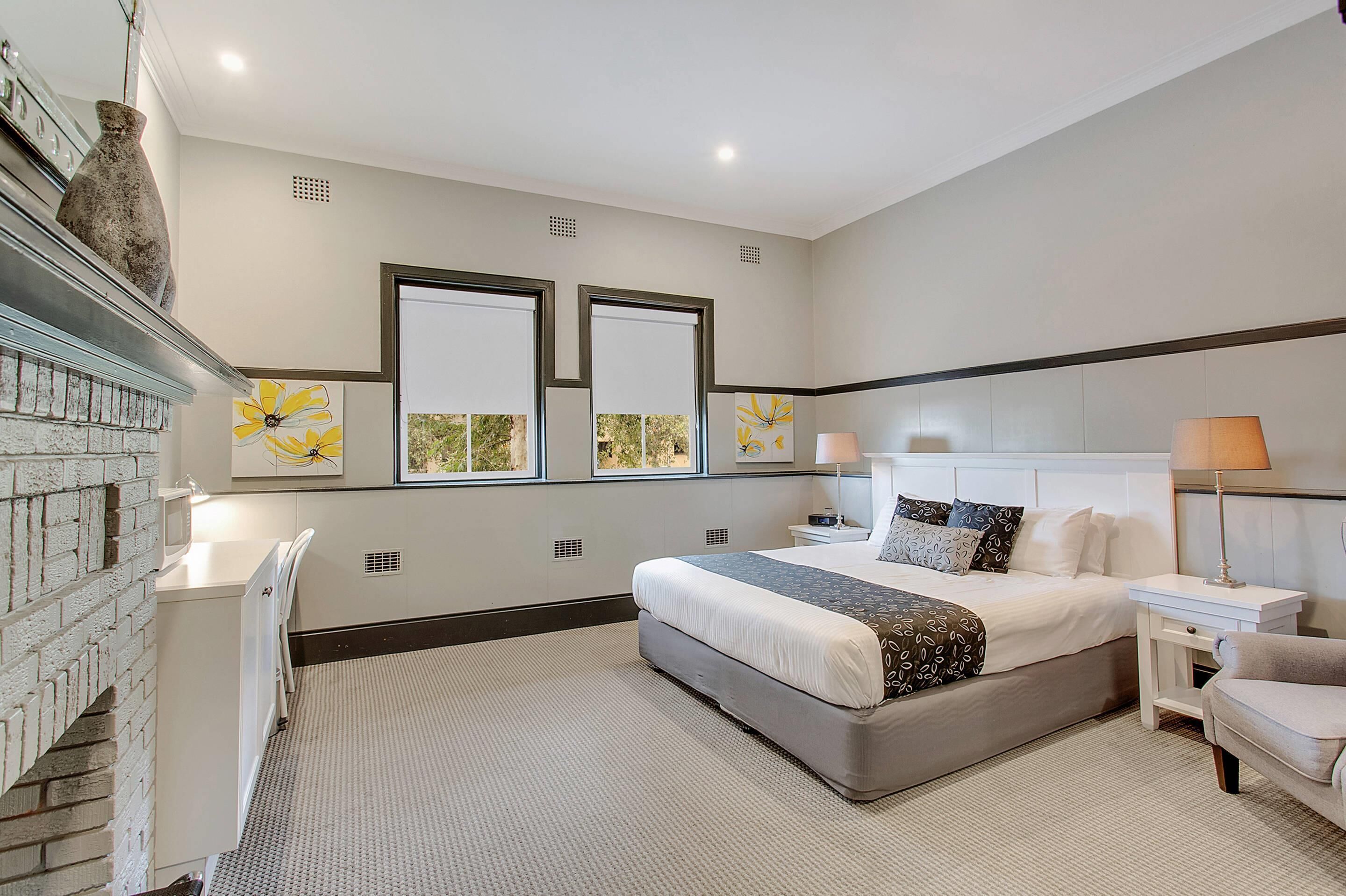 Minibar, desk, laptop workspace, soundproofing