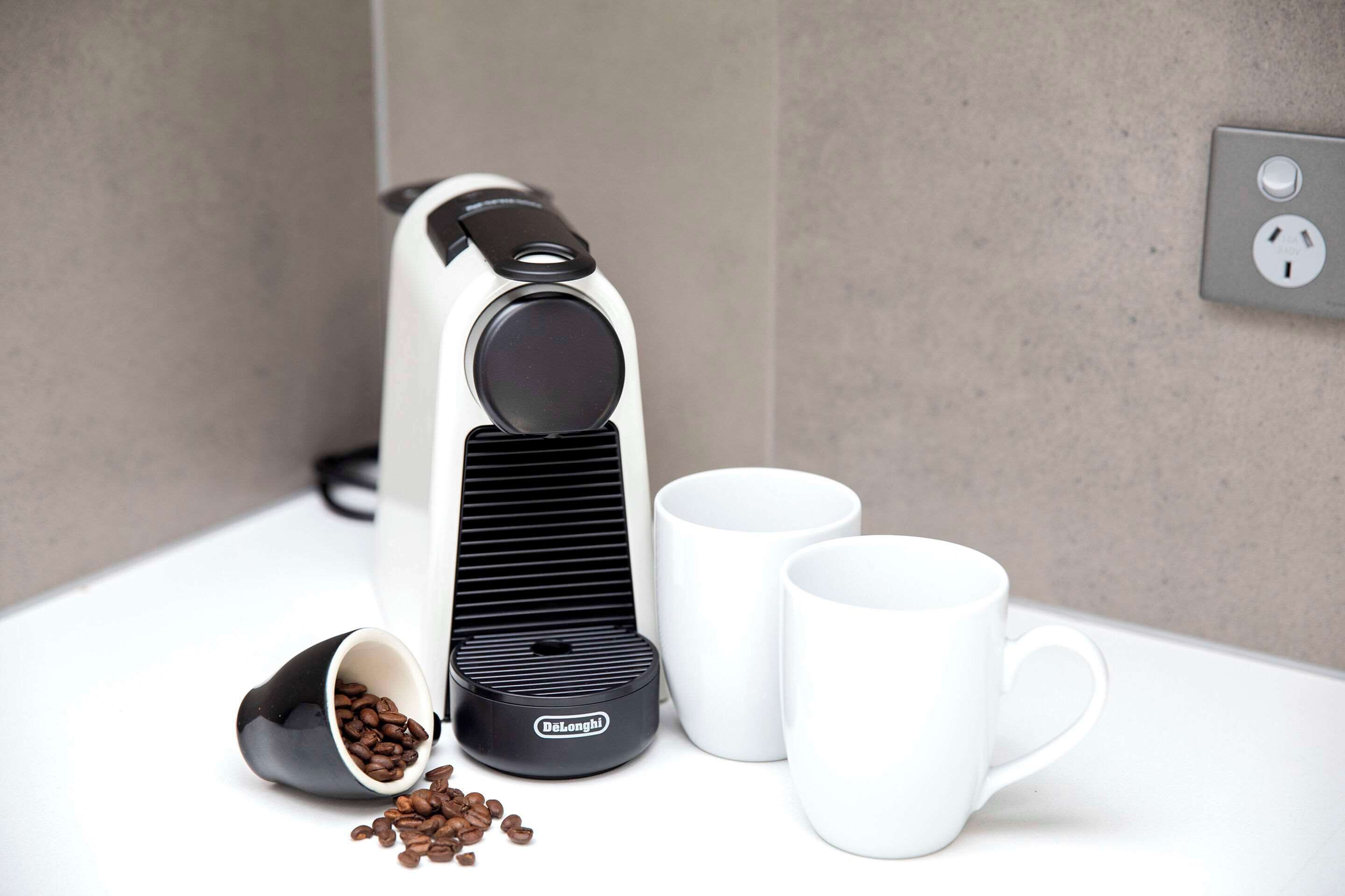 apartment, 3 bedrooms (located at 31 the ringers road) | 1 bedroom, minibar, desk, laptop workspace