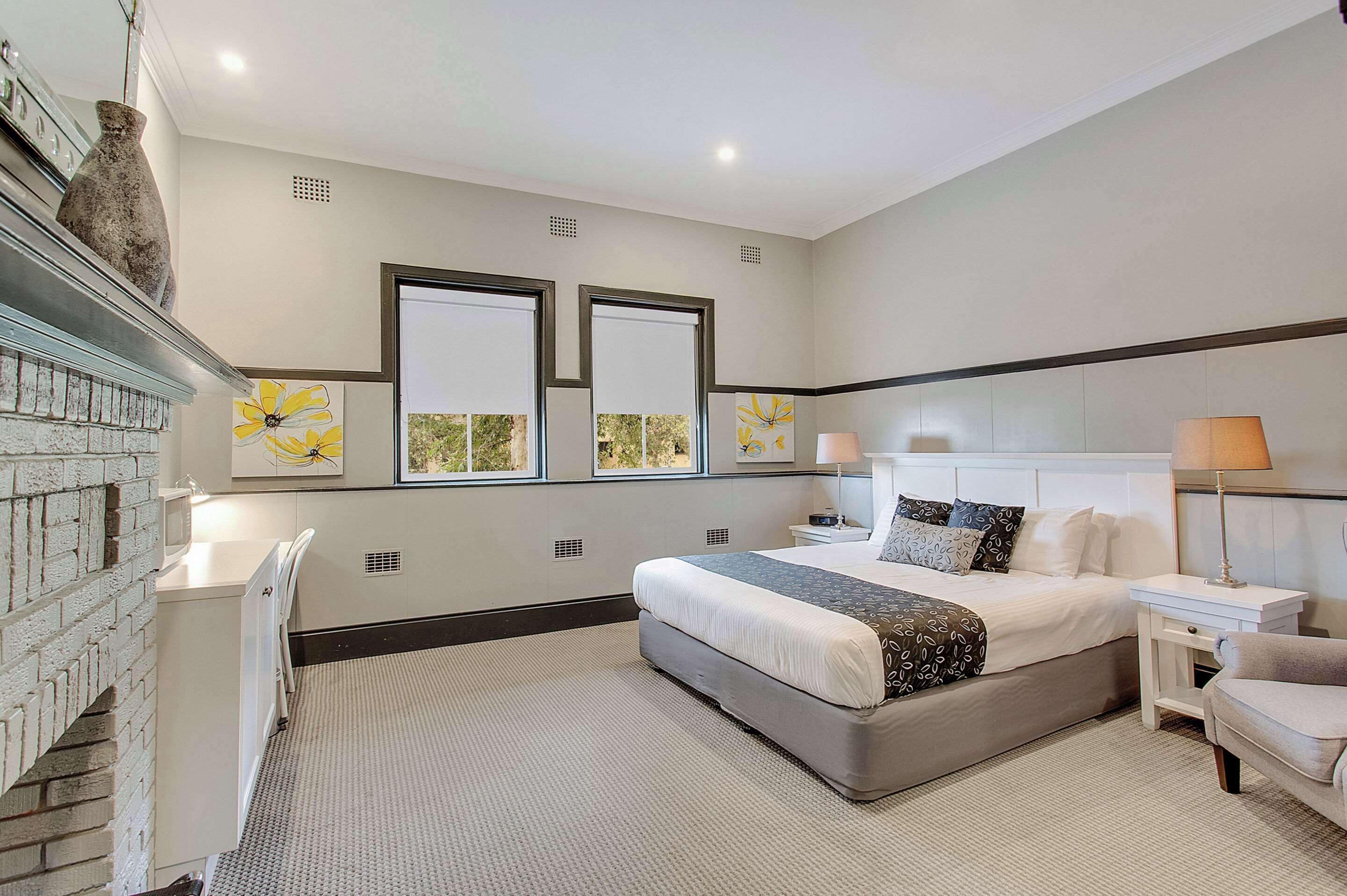 1 bedroom, minibar, desk, laptop workspace