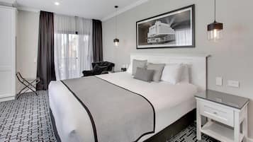 Minibar, desk, laptop workspace, soundproofing