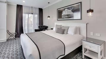 Minibar, desk, laptop workspace, soundproofing