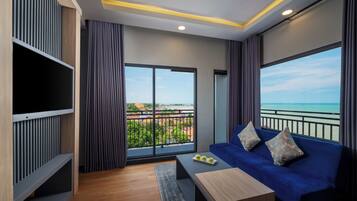 Habitación (Suite) | Caja de seguridad en la habitación, escritorio y insonorización